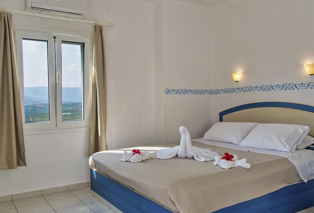 Castri Village Hotel Палекастрон Экстерьер фото
