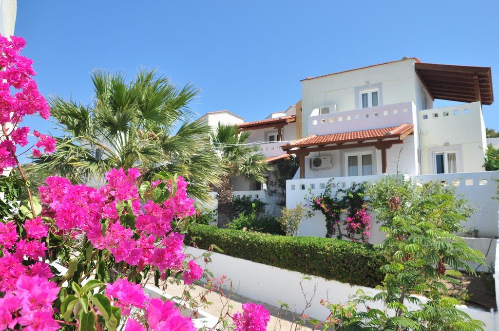 Castri Village Hotel Палекастрон Экстерьер фото